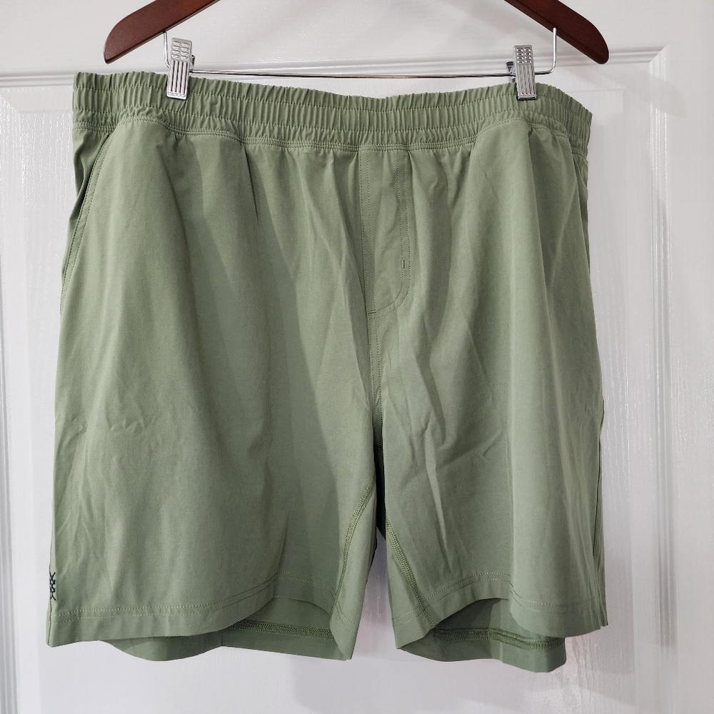 Rhone Men's Mako shorts. NWT. XXL